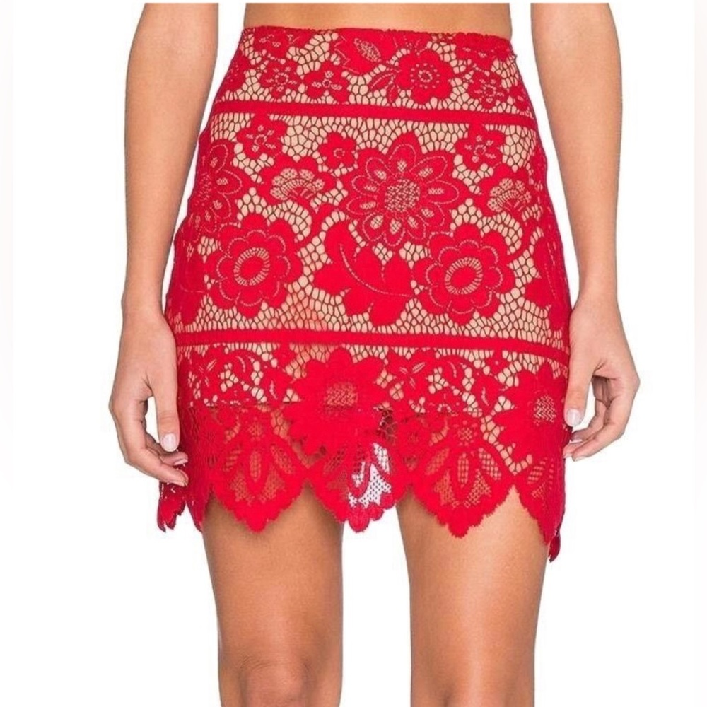 NWT For Love & Lemons Gianna RED Floral Lace Mini Skirt Sz S